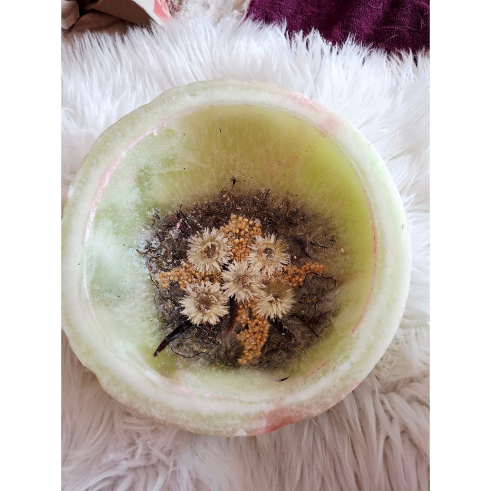 Habersham Candle Company Green Wax Pottery flower art home decor Vessel daisy